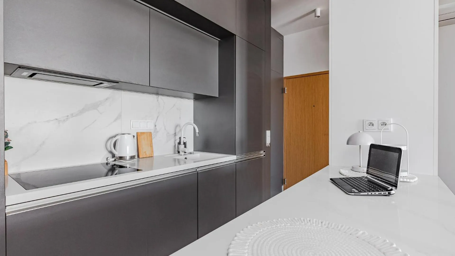 Superapart Kolejowa 49A Warsaw